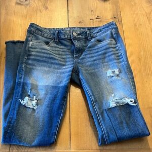 American Eagle Outfitters Women's Blue Ripped Skinny Jeans